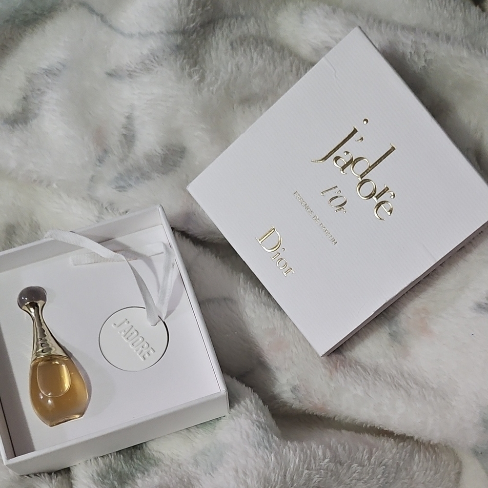 Dior J'adore Perfume with Gold and White Box
